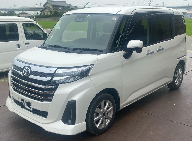 Toyota ROOMY 2022