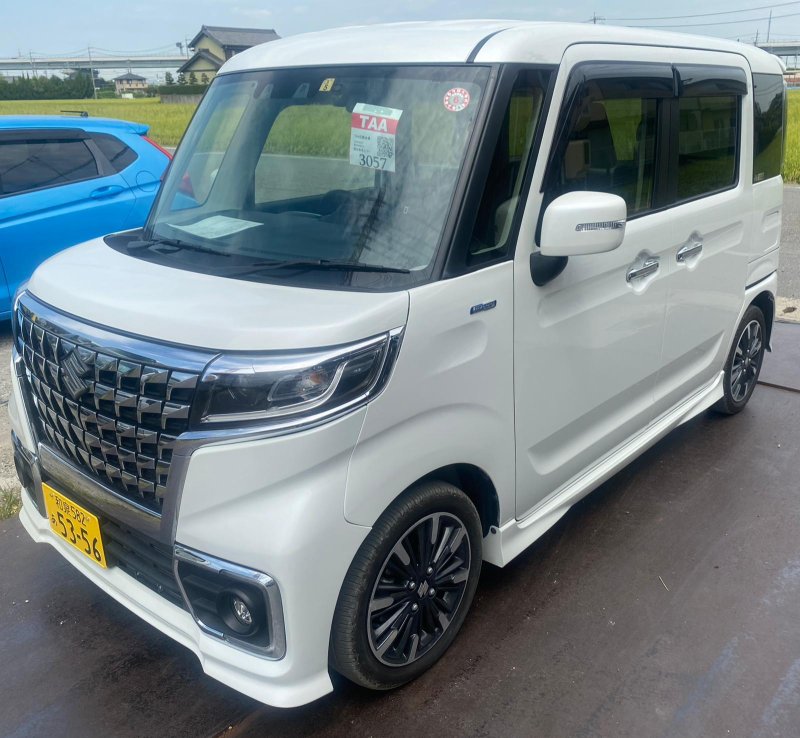 Suzuki SPACIA CUSTOM 2023