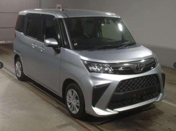Toyota ROOMY 2023