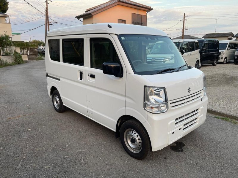 Suzuki Every 2024
